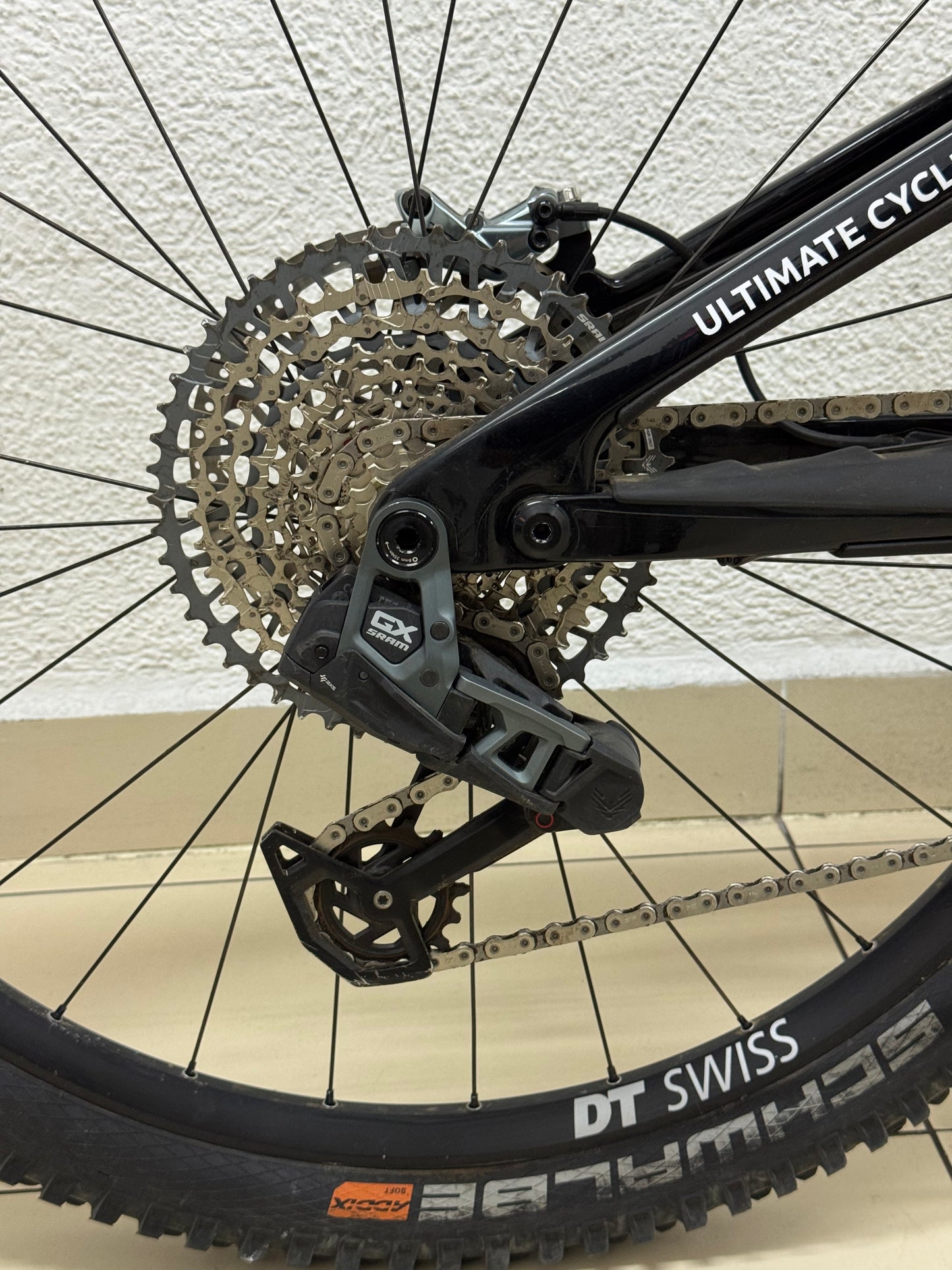 Custom Yeti 160E