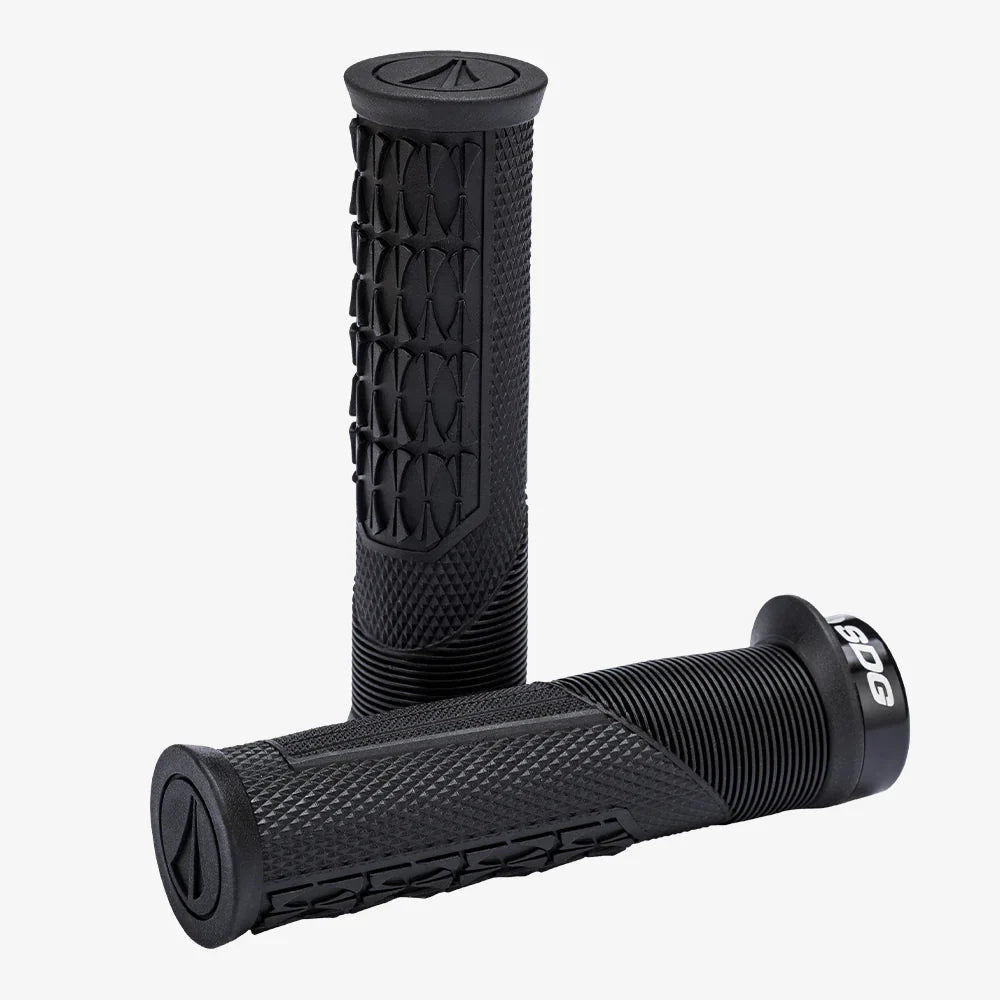 Puño Sdg Thrice OC Lock-On Black w/ Black Alloy Lock Ring