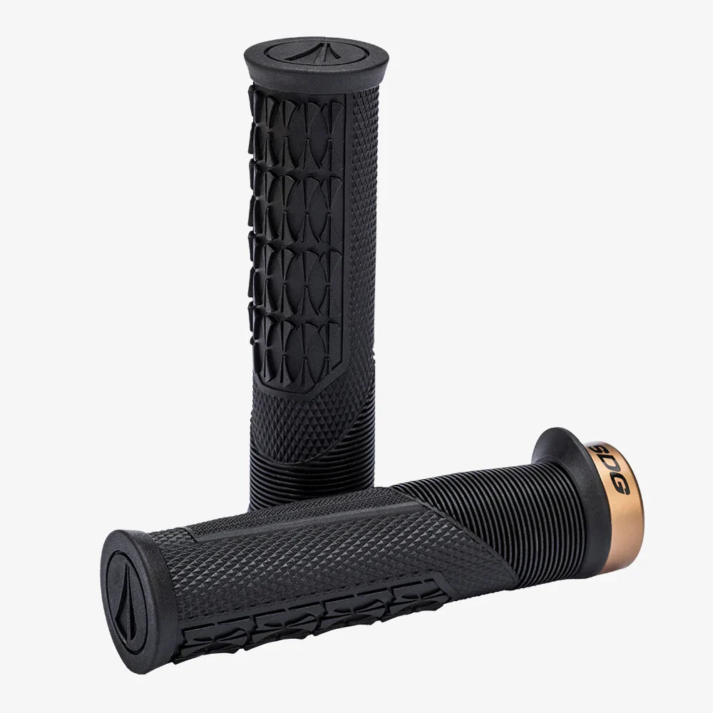 Puño Sdg Thrice OC Lock-On Black w/ Kashima Gold Alloy Lock Ring